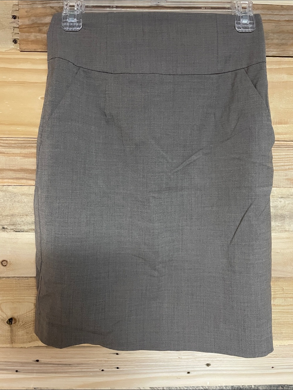 Banana Republic size 0 Tan/ Gray color Stretchy Fitted Pencil Skirt Knee-Length
